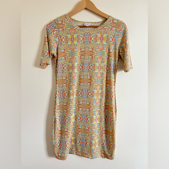 LulaRoe Womens Shirt Dress Small Geo Multi Fitted Boho Tribal Stretchy Summer - Picture 1 of 17